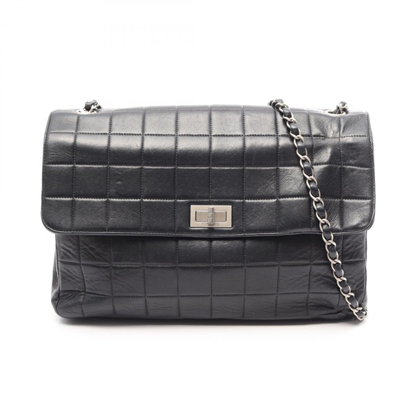 CHANEL 2.55 chocolate bar